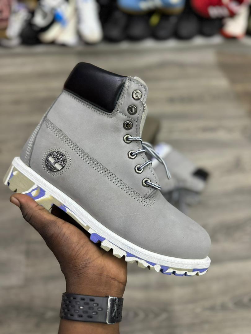 Timberland Boot Gray with Blue Sole